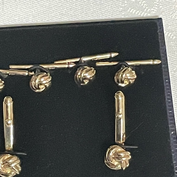 Brooks Brothers cuff link and stud set - Picture 5 of 5